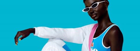 une mannequin noire posant pour la marque Ellesse