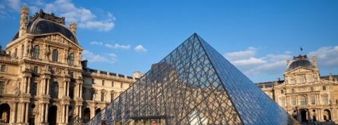 pyramide du louvre
