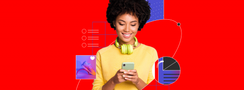 femme de face sur son téléphone