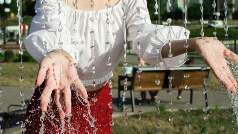 Sécheresse&nbsp;: À Cannes, les eaux usées pour nettoyer les rues