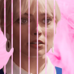 Margot Robbie dans Barbie, en tranches