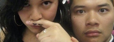 des trnetenaires qui font le fingerstach, un même hillarant de 2007