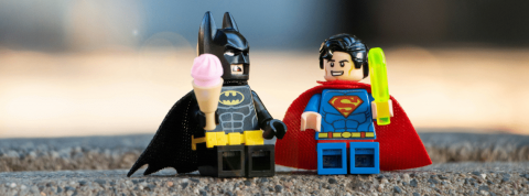 Des mini LEGO super héros