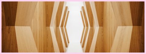 Un couloir en bois