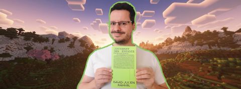 David-Julien Rahmil tenant son livre sur un paysage Minecraft shader