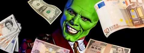 Jim Carrey dans The Mask, avec des billets de banque de différents pays