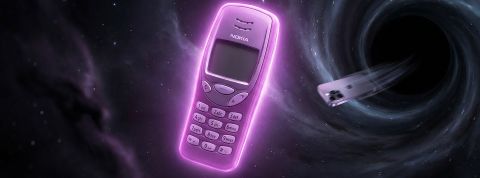 Un smartphone Nokia en premier plan et un IPhone englouti dans un trou noir au fond